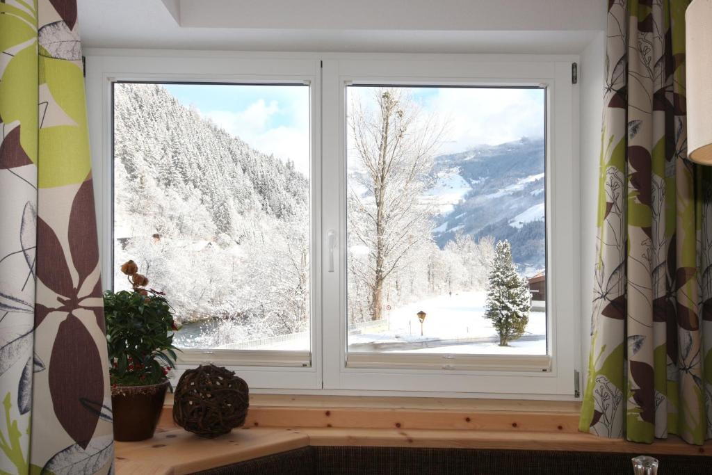 Appartements Alpenkristall Zell am Ziller Værelse billede